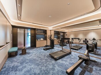 crystal hotel qingdao taidong st