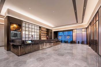 crystal hotel qingdao taidong st