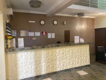 gio and gee hotels