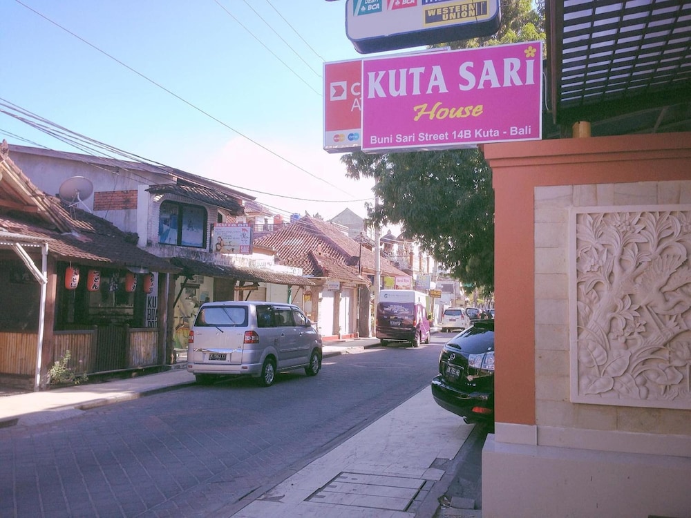 kuta sari house