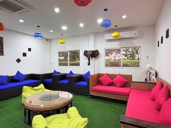 Nj Inthai Hotel,,3 star