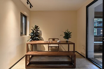 yonghe yard hotel