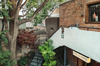 yonghe yard hotel
