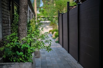 yonghe yard hotel