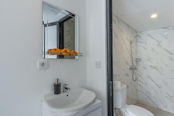 Wolu 1Br Canggu Pool Villa Parking Wifi,,4 star