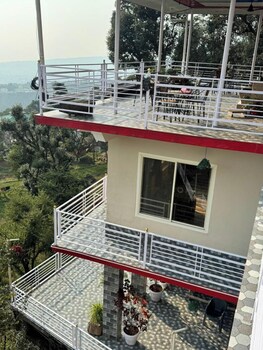 paradise inn dharmsala