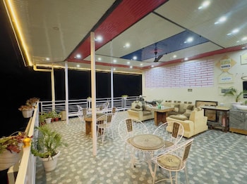 paradise inn dharmsala