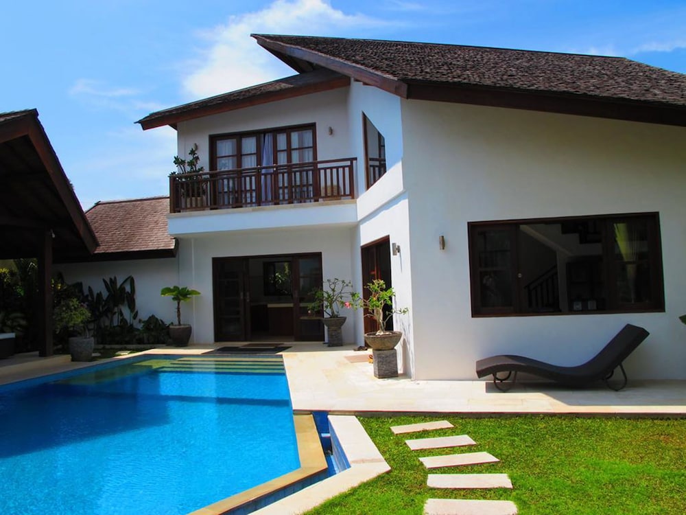 villa origami by nagisa bali