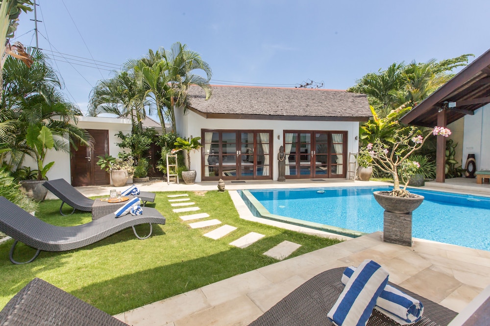 villa origami by nagisa bali