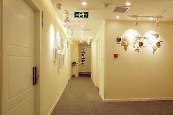 Style Ins High-Altitude River View Hotel,,3 star