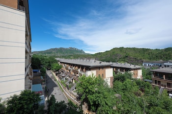 Gubei Delin Water Town Boutique Villa,,3 star