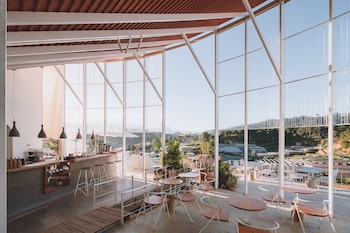 The Loop Boutique Hotel & Cafe,,3 star