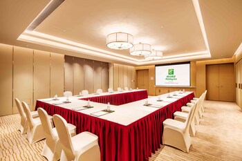 chongqing high tech holiday hotel