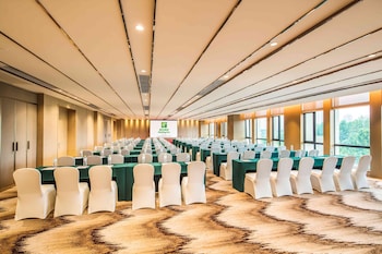 chongqing high tech holiday hotel