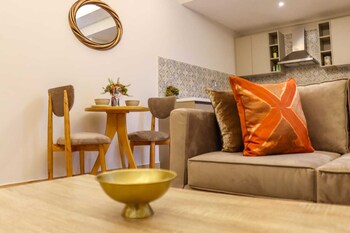 Elite Residence View Palace Apartment,,4 star