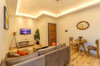Elite Residence View Palace Apartment,,4 star