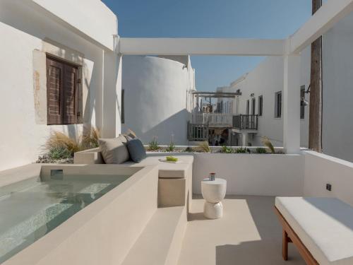 sifneos house