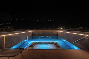 the book hotel