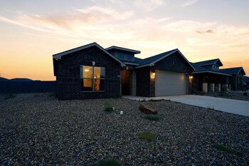 corporate housing midland tx acomm