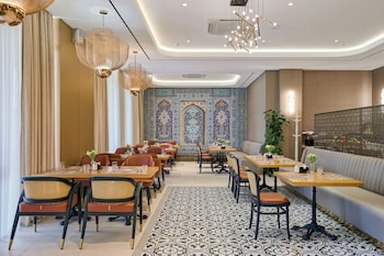 sayidat hotel islamic civilization center