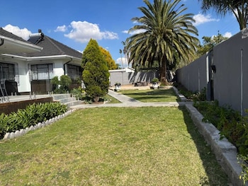 Bella Vista Airbnb,,4 star