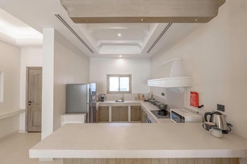 mabat jasmin greek villa 4br 583 villa10