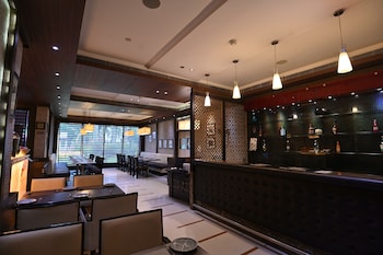 hotel meera palace