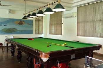 hotel meera palace