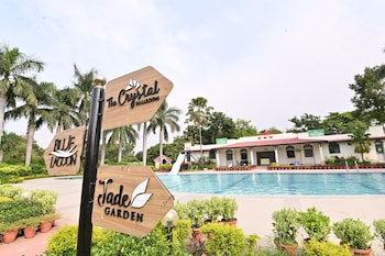 hotel meera palace