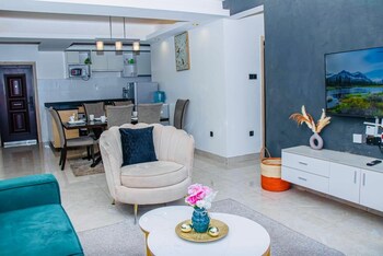 Urban Oasis- 3 Bedrooms,,4 star