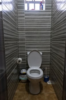 Karen Brooks View Palace- 2 Bedroom,,4 star