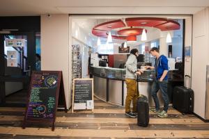 jacques brel youth hostel