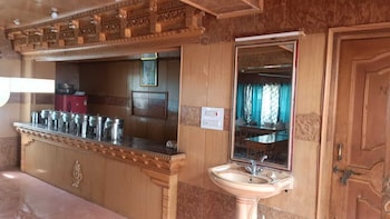 hotel chubi leh