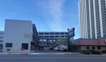 Red Roof Inn Reno,,2 star