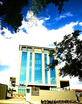 rg grand hotel and convention