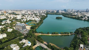 rg grand hotel and convention