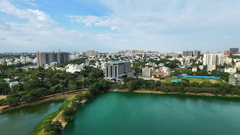 rg grand hotel and convention