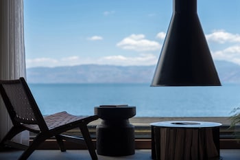 anye seaview hotel dali