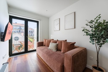 guestready silk factory studios and apartments