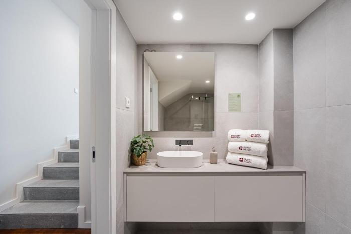 guestready silk factory studios and apartments