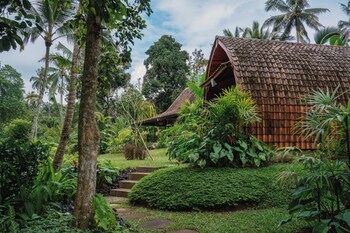 udaka retreat