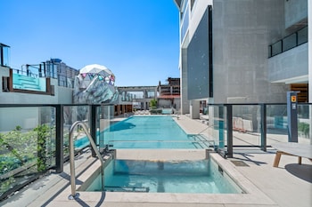 the e11 luxury residences