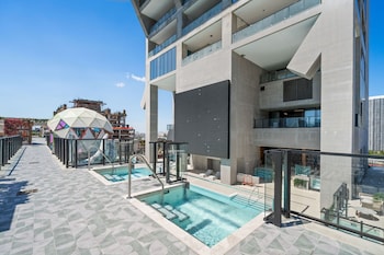 the e11 luxury residences