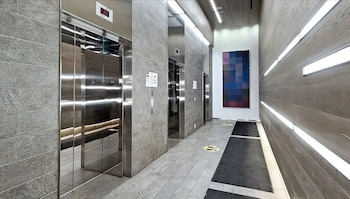 Peter Street Downtown Toronto Suites,,4 star