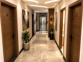 star residency near medanta hospital