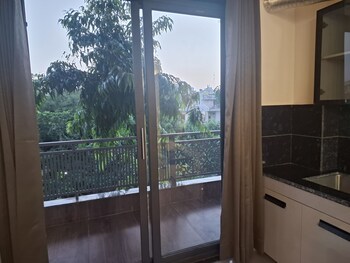 star residency near medanta hospital