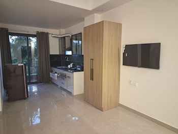 star residency near medanta hospital