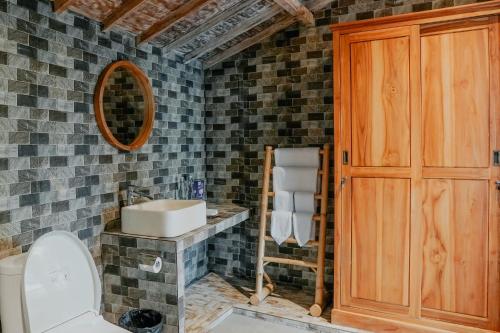 the fire flies garden villa