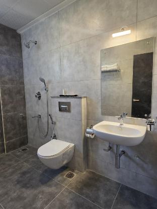 hotel srs manor