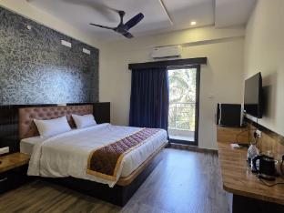 hotel srs manor